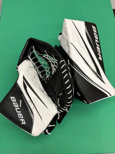 Senior Bauer Vapor X5 Pro Goalie Glove & Blocker Regular