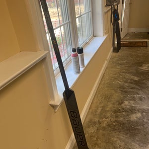 Senior Bauer M5 pro Regular Goalie Stick 26" Paddle  (Used)