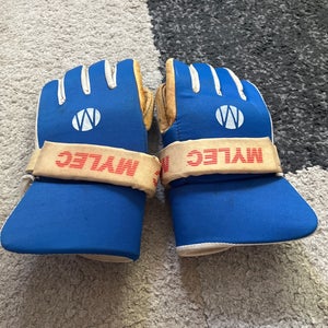 VINTAGE Mylec street hockey gloves