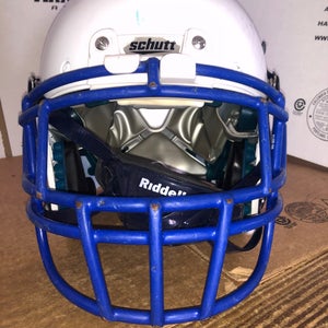 USED SCHUTT XP PRO ADULT FOOTBALL HELMET - MEDIUM  - WHITE