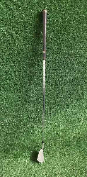 Wilson Tour Rx Gravity Control Pitching Wedge RH Men's Stiff Steel 35" Good Grip
