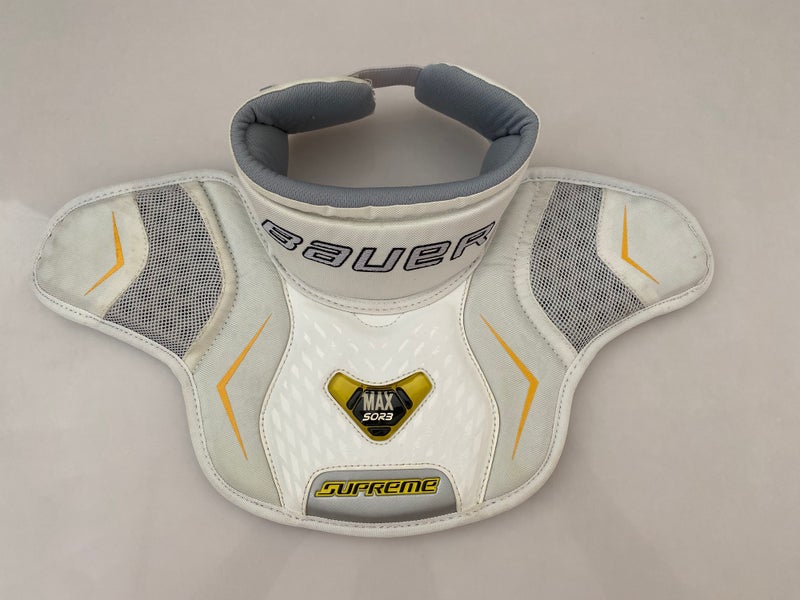Senior Bauer Supreme Hockey Goalie Neck Guard White L/XL 13.5-17 inches max sorb goal