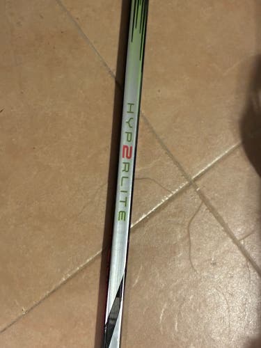 Two Intermediate Bauer Vapor Hyperlite 2 Right Handed Hockey Stick P92 (New)