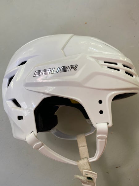 Small Bauer Re-Akt 95 Helmet Small