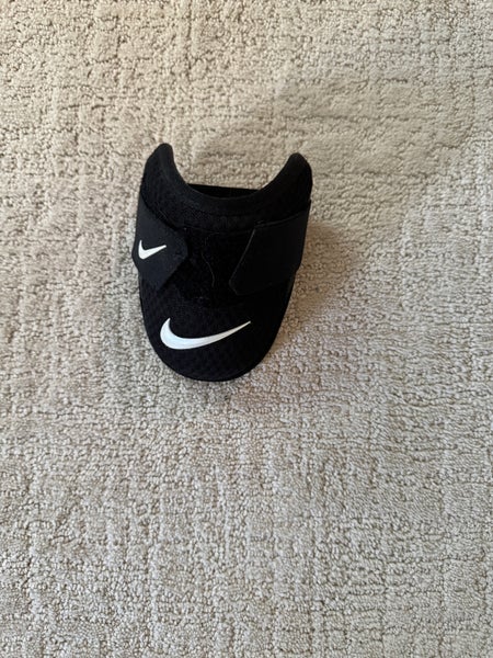 Nike Diamond Arm Guard