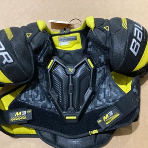 Bauer Supreme M3 Shoulder Pads | Junior Medium