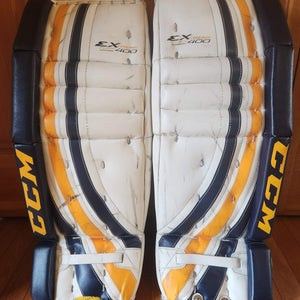 CCM Extreme Flex 400 Youth Goalie Leg Pads (Used, 26+1)