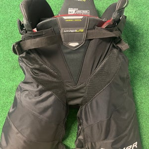 Black Bauer Vapor Hyperlite Hockey Pants (Used) | Intermediate Large