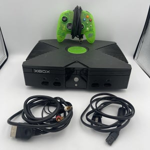 Original Xbox Console + Wires + Controller - TESTED - WORKS GREAT