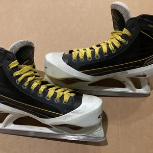 Bauer Total One NXG Hockey Goalie Skates | Senior 10 (Extra Wide)