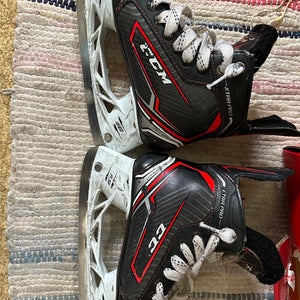 Used Junior CCM JetSpeed XTra Pro Hockey Skates Regular Width Size 3.5