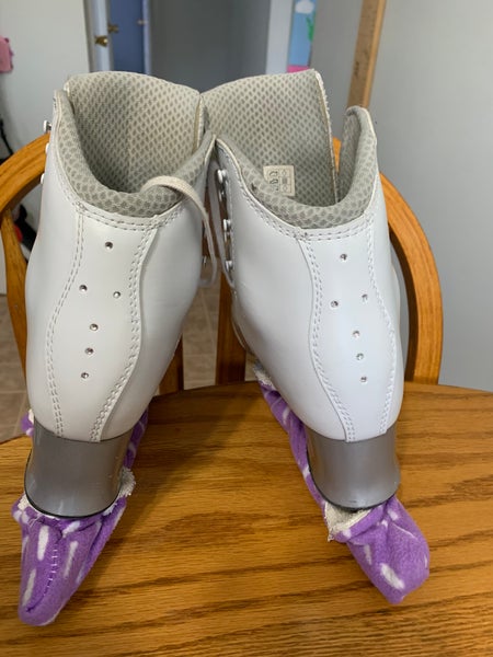 Jackson Ultima Premiere Figure Skates C Adult 8 (Used)