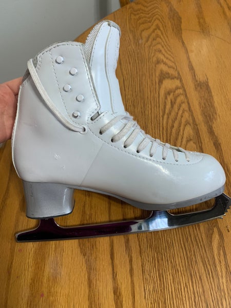Jackson Ultima Premiere Figure Skates C Adult 8 (Used)