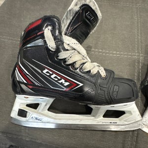 CCM JetSpeed FT480 Hockey Skates Regular Width Size 3 (Used)
