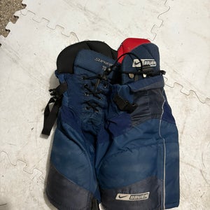 Small Junior Bauer Supreme 70 Hockey Pants  (Used)