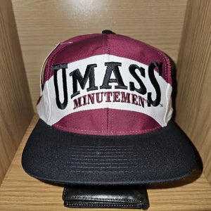 NEW Vintage UMass Minutemen NCAA College Sports Logo 7 Arch Hat Cap Snapback