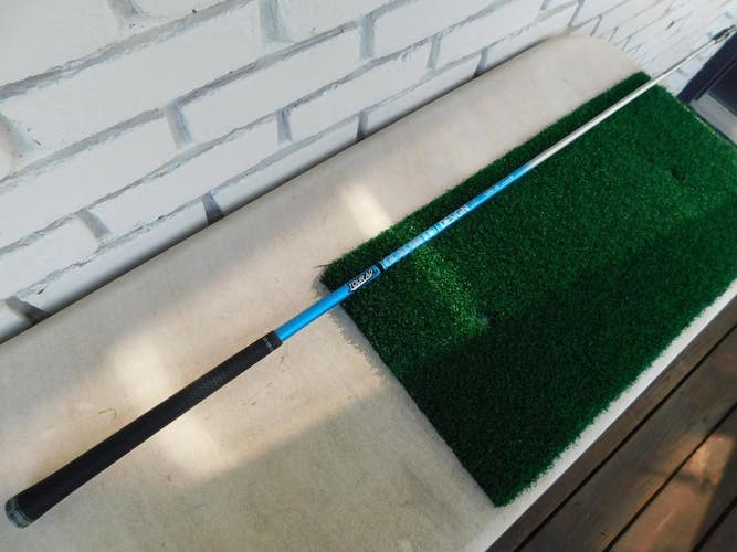 Graphite Design TOUR AD UB-6 Stiff Flex Driver Shaft - Callaway Tip - 44 3/8"