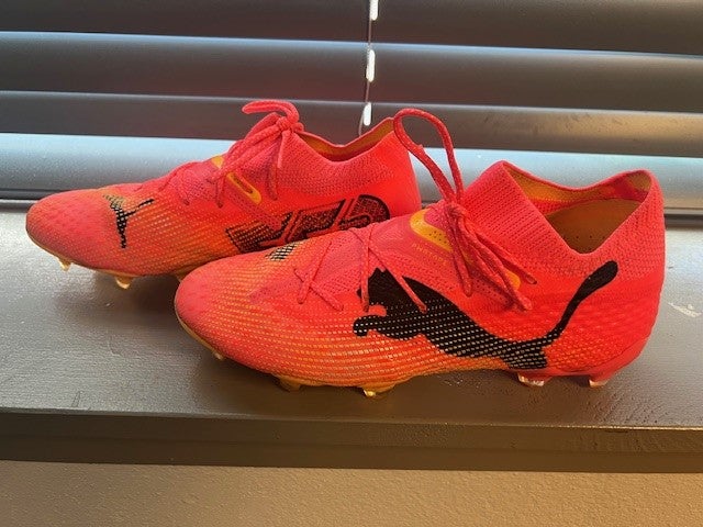 Orange Women's Size M 7.0 (W 8.0) Puma Future Cleats (Used)