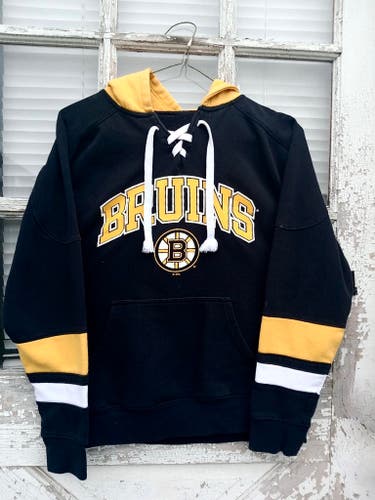 Black Boston Bruins Laced Pullover Hoodie, Large Boys 24"L, Unique Yellow Hood