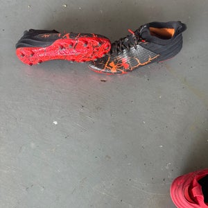 Black Men's Adult Size M 11.0 (W 12.0) Under Armour Cleats (Used)