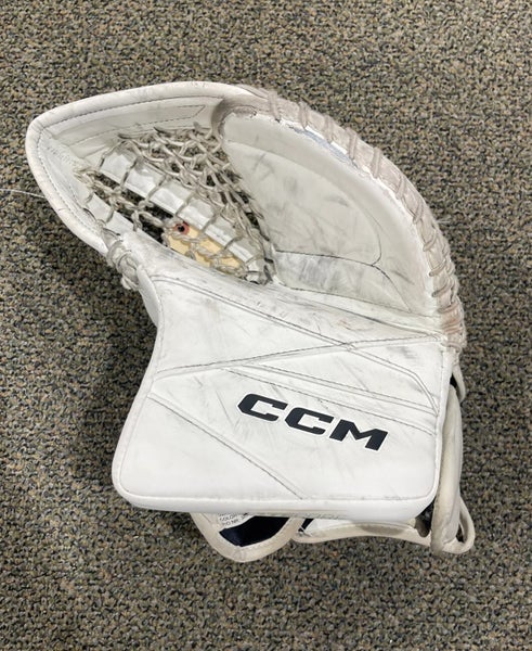 CCM Axis 2.9 Goalie Glove Regular | Intermediate