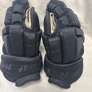 11 Inch TRUE Ice Hockey Player Gloves.  Black