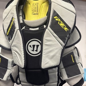 Junior Size Large - X-Large Warrior RX3E Ice Hockey Goalie Arm & Chest Protector