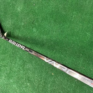 Bauer Vapor Hyperlite Hockey Stick | Junior 50 Flex