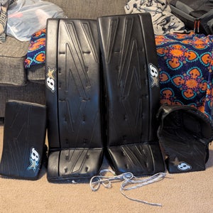 31" Brian's Netzero Regular Goalie Full Set (Used)
