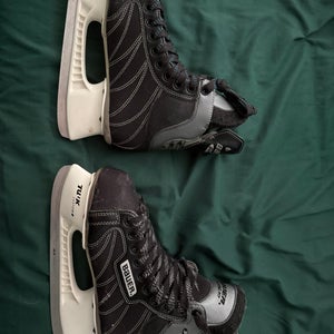 Bauer Supreme 5090 Hockey Skates Regular Width Size 4.5 (Used)