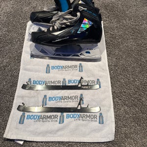 True TF7 hockey goalie skates