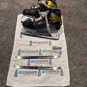 Bauer Supreme 3S Hockey Goalie Skates  8.5 (Used)