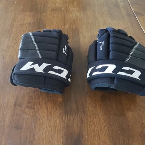 CCM Tacks 4-Roll Gloves 11" (Used)