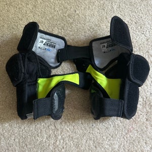 Medium Junior Bauer Vapor 3X Pro Elbow Pads  (Used)