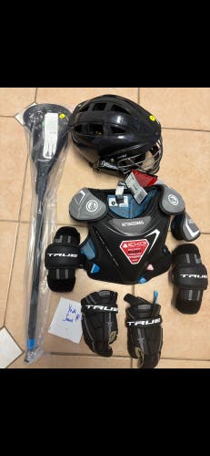 Youth small lacrosse equipment set up! Full set. Meets NOCSAE standards