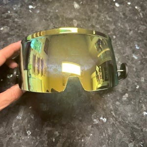 Shoc Visor (Golden Dragon)