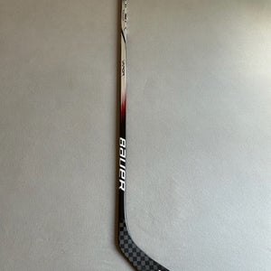 New Senior Bauer Vapor League Left Handed Pro Stock Hockey Stick 87 Flex P28