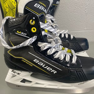 Bauer Supreme M30 size 9EE skates