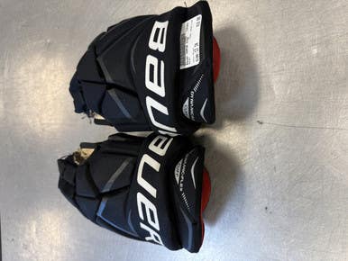 Used Bauer VAPOR X700 Senior Gloves Black 13" 11339-S000190946