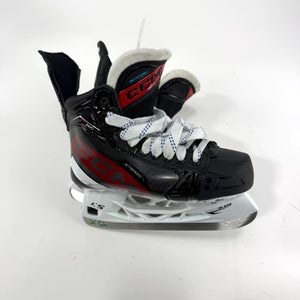 Used Once CCM Jetspeed FT680 Skates | Size 6.5R | R122