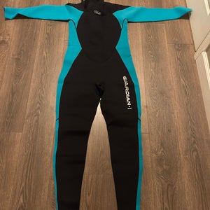 New women’s wetsuit Xlarge Hevto 3mm Neoprene