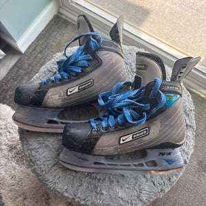 Nike Bauer Supreme 70 Ice Hockey Skates