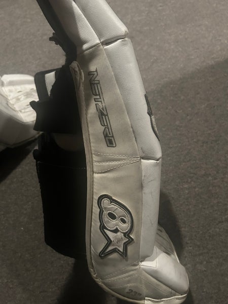 Youth 23" Brian's Netzero Goalie Leg Pads (Used)