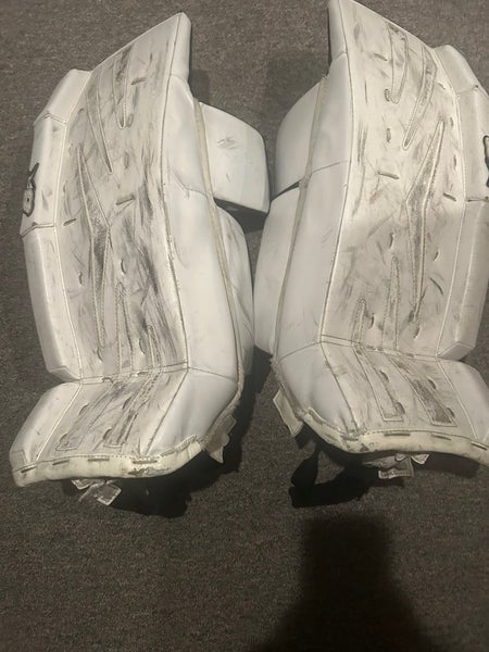 Youth 23" Brian's Netzero Goalie Leg Pads (Used)