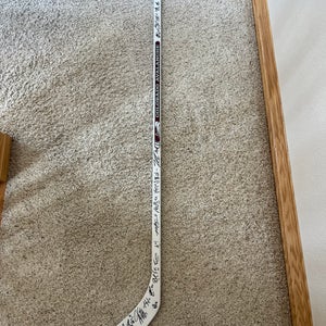 Colorado Avalanche signed stick by the 2013-2014 Team