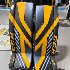 CCM AXIS PRO 33+1.5 Senior Goalie Pads