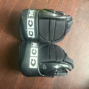CCM FlexWart Gloves 15"  (Used)