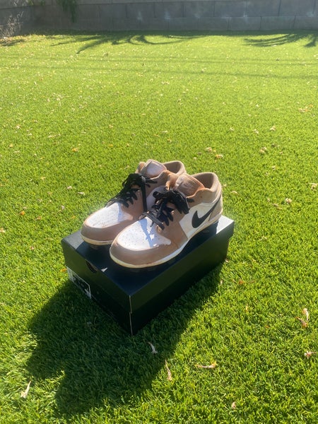 Gray Men's Size M 9.5 (W 10.5) Youth Air Jordan Low Top Molded Cleats (Used)