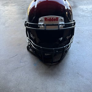 Youth XS Riddell Victor Helmet (Used)