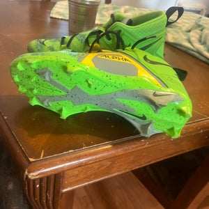 Men's  Size M 9.0 (W 10.0) Nike High Top ALPHA Molded Cleats (Used)